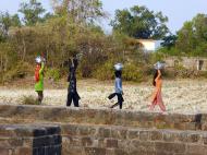 Porteuse d'eau, Inde- Casile